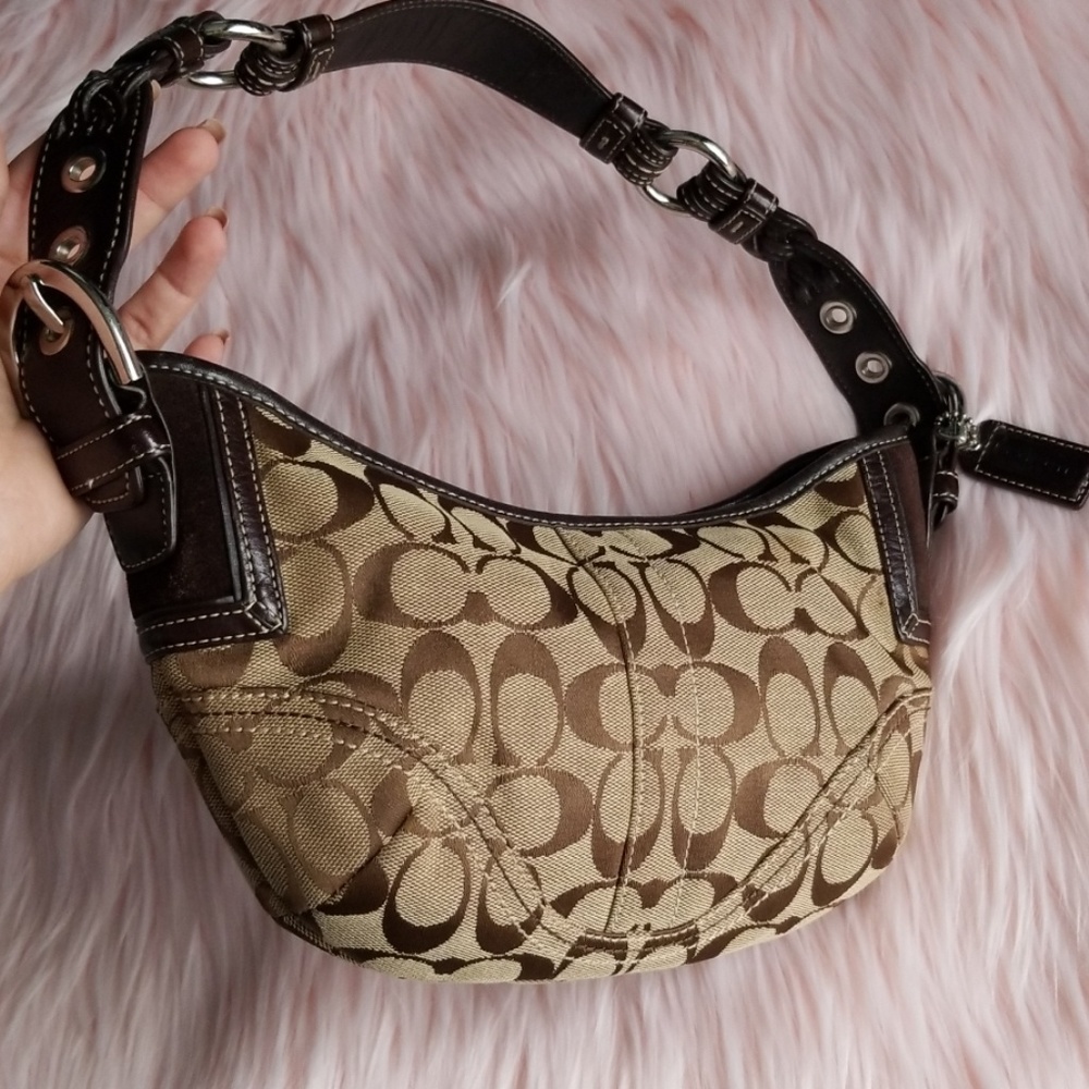 Coach Handbag - Picture 3 of 8